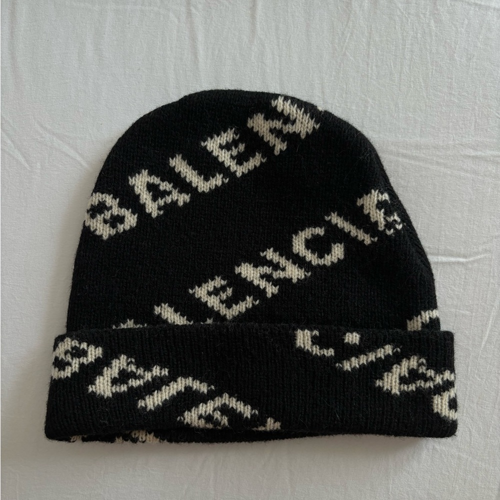 Balenciaga beanie